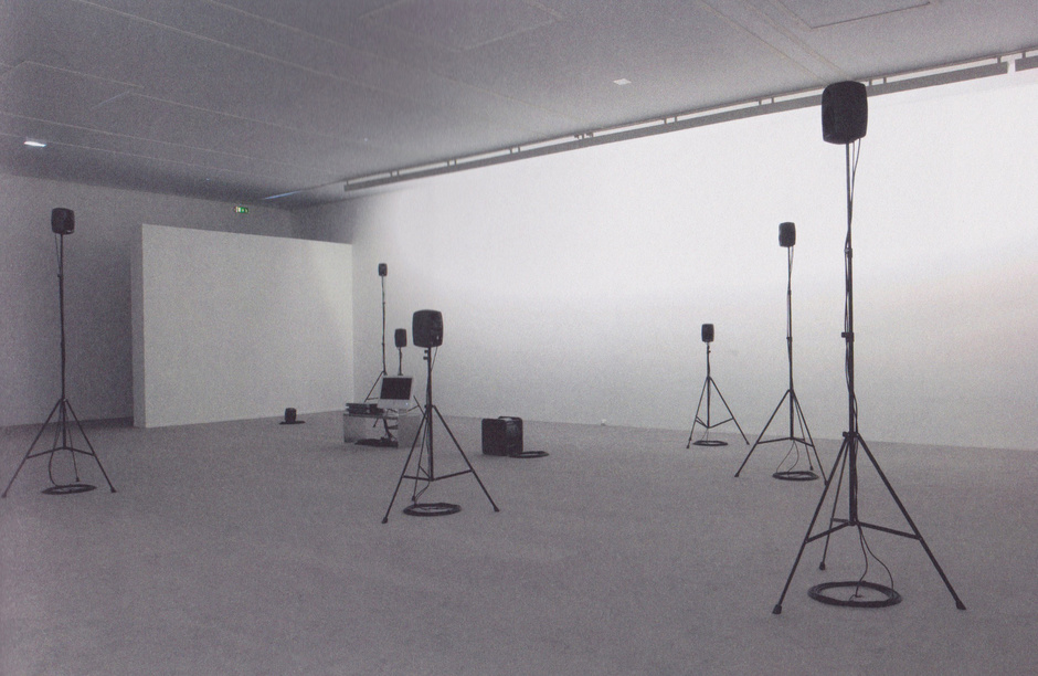 Florian Hecker "asynchronous jitter", 2006 © Florian Hecker Florian Hecker "asynchronous jitter", 2006 © Florian Hecker