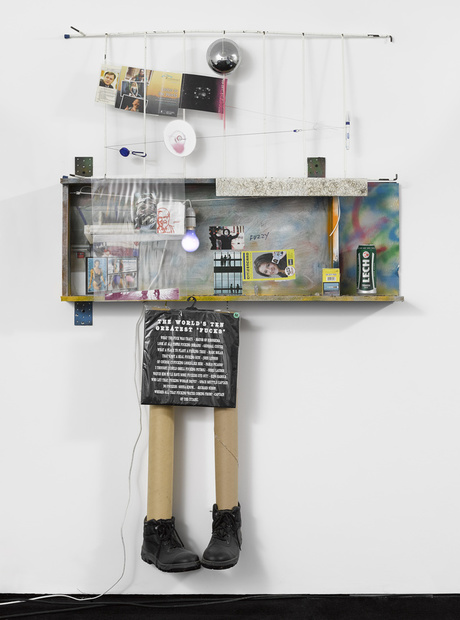 Richard Sides, joker, 2015 © Richard Sides; Carlos/Ishikawa, London; Lisson Gallery, London Foto: Lisson Gallery Richard Sides, joker, 2015 © Richard Sides; Carlos/Ishikawa, London; Lisson Gallery, London Foto: Lisson Gallery